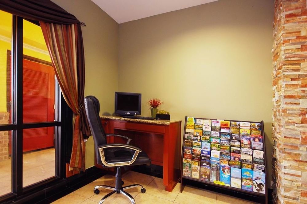 Oyo Hotel Lsu Port Allen Instalações foto